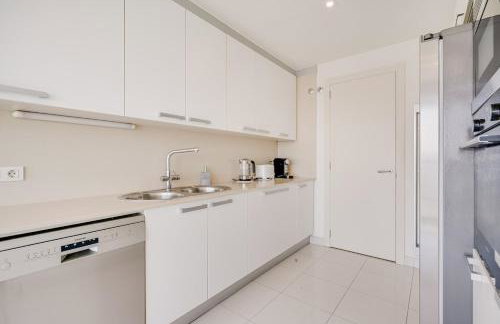 Penthouse With The Best Views! - Photo 17
