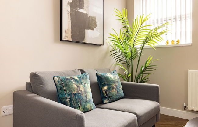 Plymouth by Charles Hope - Foto 10