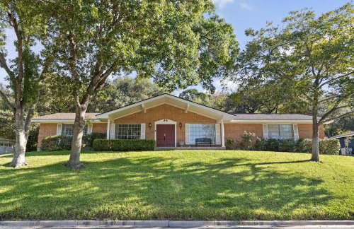 4-Bedroom Cowboy Retreat Steps from Zilker Park - Foto 30