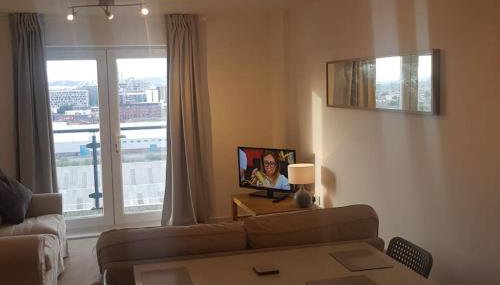 Cardiff Bay, City centre apartment - Foto 5