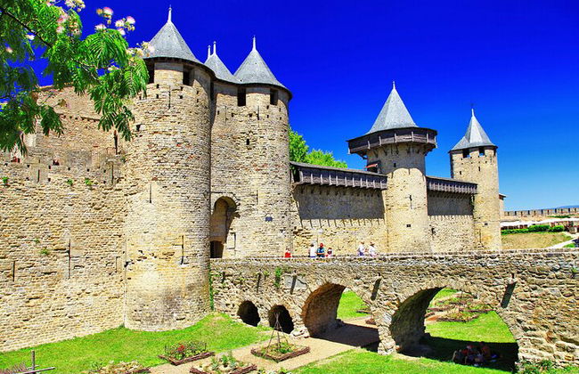 Visita guiada privada por las maravillas y los lugares más destacados de Carcassonne - Foto 4