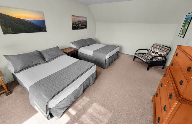 Love Ridge Mountain Lodging - Foto 15