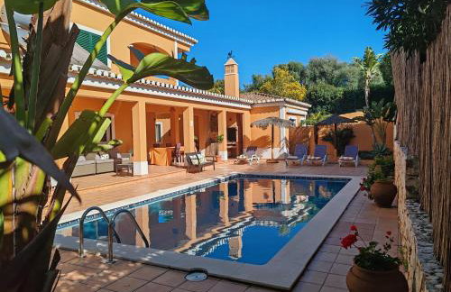 "Orange Tree Villa in Alvor - South - facing Family Villa with Private Poll" - Foto 4