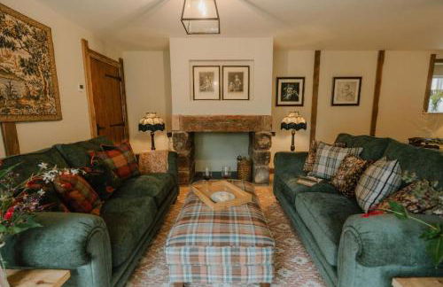 The Carriage House by Birch Stays - Photo 4