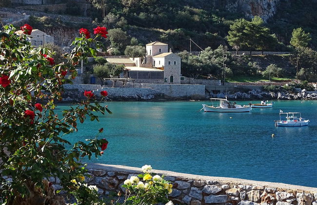 Sofia Limeni Seafront - Photo 23