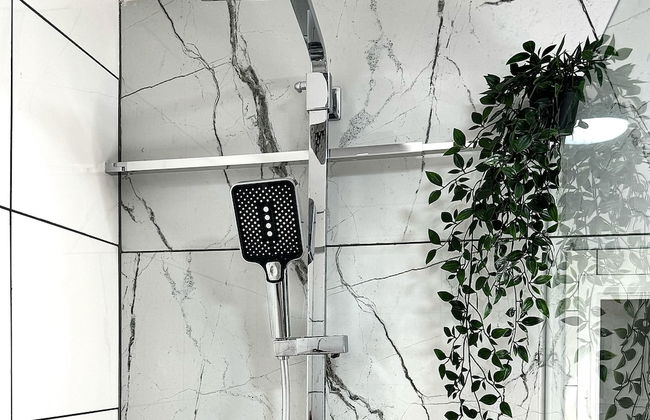 Birmingham City 2 Bedroom Apartment - Free Parking - Foto 21