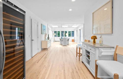 Amazing Southampton Home with Private Heated Pool - Foto 28