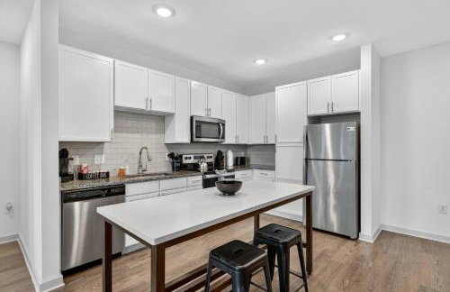 Nice 2 BR Apt|King Bed|Pool |Gym|Clse 2 Beach/Mayo - Foto 4