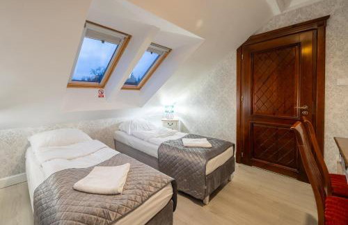 Dworek Kurowski - Foto 57