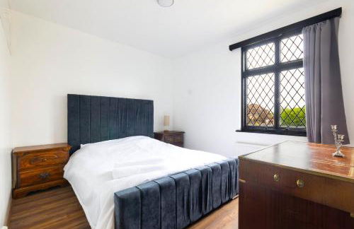 Lux 8Br Thamesfront Villa w Yacht & Sauna - Foto 12