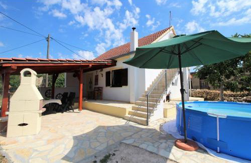 This Pleasant Holiday Home is an Ideal Starting Point to Explore Dalmatia - Foto 19