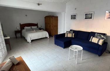 Whispering Tides Villa - Foto 9