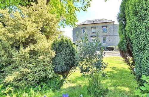 The Old Rectory Retreat - Photo 2