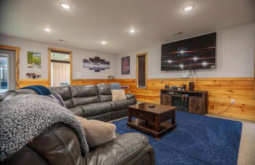 Hot Tub and Mini Golf Mtn-View Haven in Kodak! - Foto 12