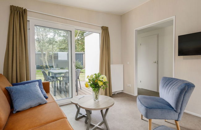 Kijkduin Chalet Near Beach - Photo 4