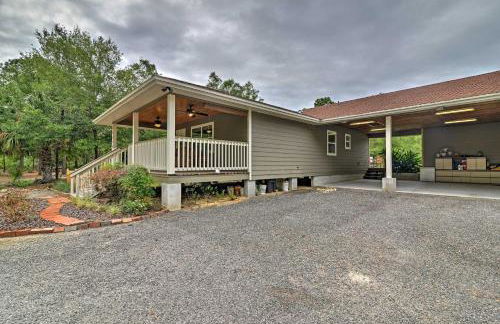 Crystal River Cottage on 1 Acre with Deck and Porch! - Foto 23