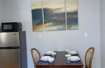 Private Apt King Suite, L.I, NY-Hamptons to NYC - Photo 4