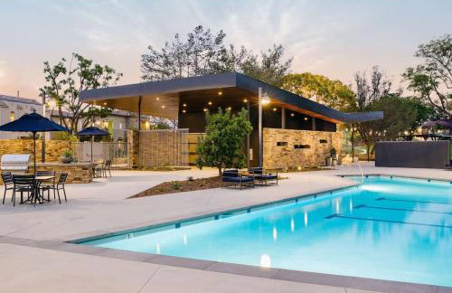 King Size, Patio, Xbox, Great Park - Photo 28