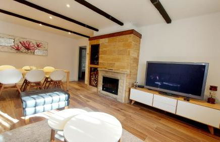 Cerca de Barcelona, y entre tres Parques Naturales, casa de 4 habitaciones y 2 baños con piscina, barbacoa y chimenea - Foto 44