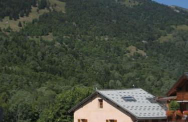 Atmospheric, original stone chalet in Meribel - Photo 20