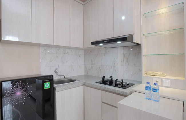 Comfort and Stylish 2BR at Podomoro Golf View Apartment - Photo 10