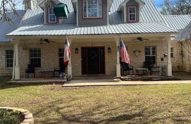 Gated Estate Escape! Three BR - Foto 55