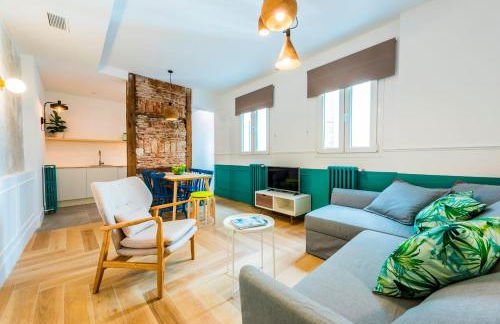 Be Mate Gran Vía Suites - Photo 2