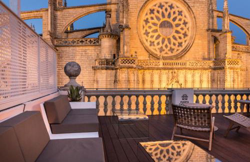 Puerta Catedral Suites - Photo 58