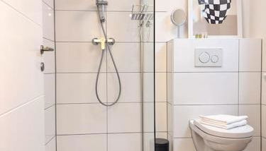 Appartio: Geräumige, moderne Ferienwohnung für Gruppen/Familien - Foto 2, towels, Shower