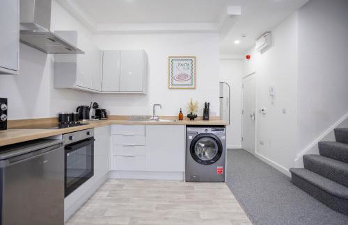 Bespoke Apartments Near Cardiff City Centre Free Parking - Foto 16