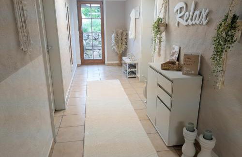 Ferienwohnung Blütenzauber in Idyllischer Lage Nähe Bodensee - Foto 8