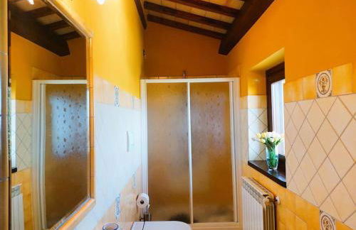 Characteristic restored farmhouse with 360 degree views - Photo 5