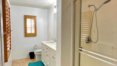 Comfort Retreat 3B3B Villa in Quail Hill Irvine - Foto 4, towels, Shower