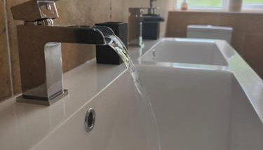 Llew Accommodation - The Townhouse - Foto 5