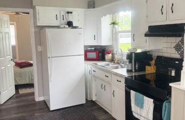 Newly Renovated Cozy Place Minutes From The Lake - Foto 11