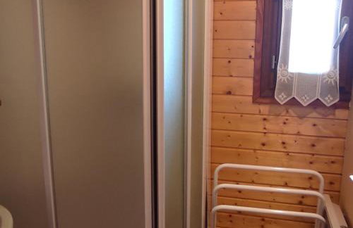 Chalet authentique au cœur de la nature près de Super Besse - FR-1-814-143 - Foto 15