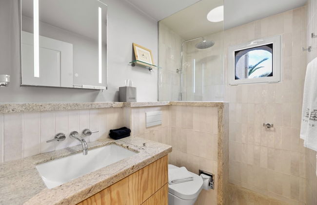 The Bellafonte - Luxury Oceanfront Hotel - Foto 62