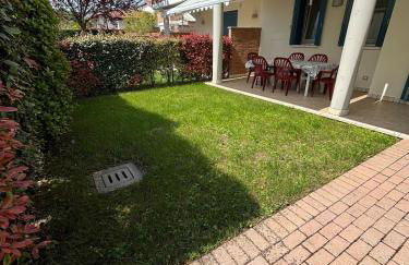 LAGUNA VILLAGE B2 Oasi ad Eraclea con piscina e giardino privato - Foto 16