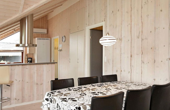 6 Person Holiday Home in Ansager - Photo 13