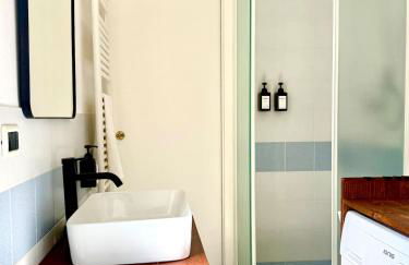 BALCONCINI VISTA TORRI - comfort nel centro storico - Foto 12