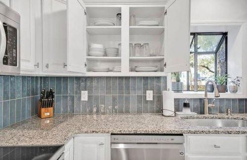 Middle Sound Hideaway~Beaches, Shopping, Families - Foto 40