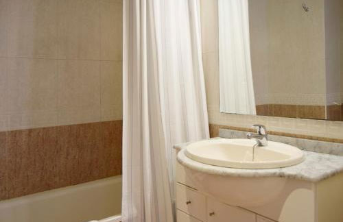 Apartamentos Zaragoza Suites El Pilar 3000 - Foto 26