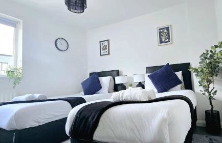 Corby Stay 2BR Work Trips & Family Friendly - Foto 18