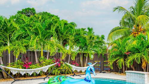 Colorful Home - Pool - Game Room - Basketball Court - BBQ & More - Foto 3