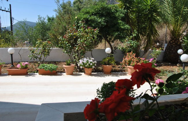 Filoxenia Hotel & Apartments - Photo 27