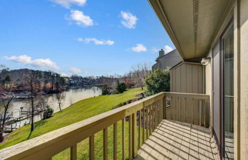 Harbor Ridge - Lakefront Retreat, Great Views, Pool and Dock Access! - Foto 34