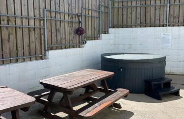 The Workshop - Photo 8