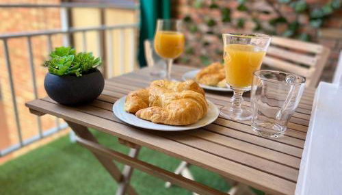 Apartamento espacioso de diseño a 3 min RENFE. - Photo 3