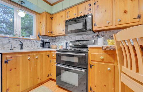 Family Friendly Kennebunk Pond Lakefront Retreat - Foto 4