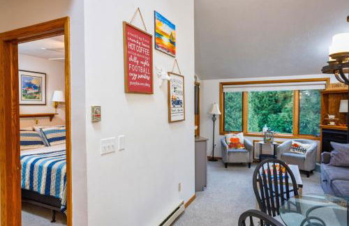 Cedar Haven Unit 202 by Simple Life Rentals - Photo 21